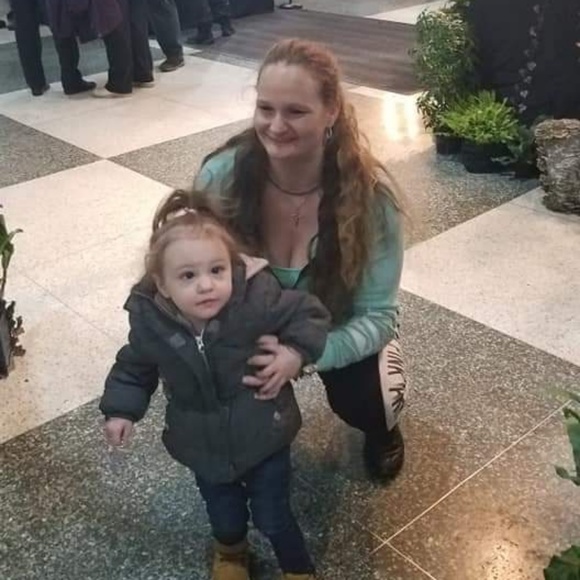 Meet your Posher, Jamie - Picture 1 of 2